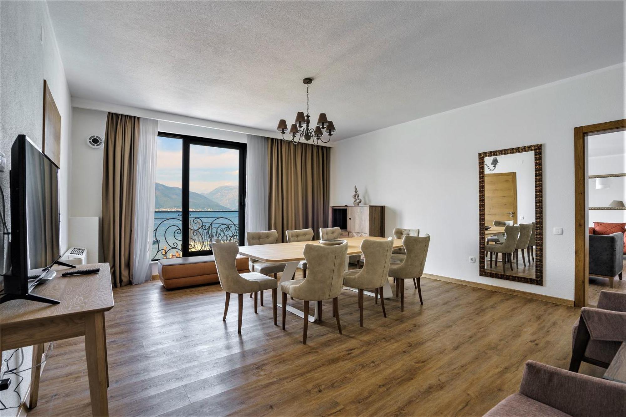 Beachfront Villa Pearl Of Adria Krasici Exterior photo