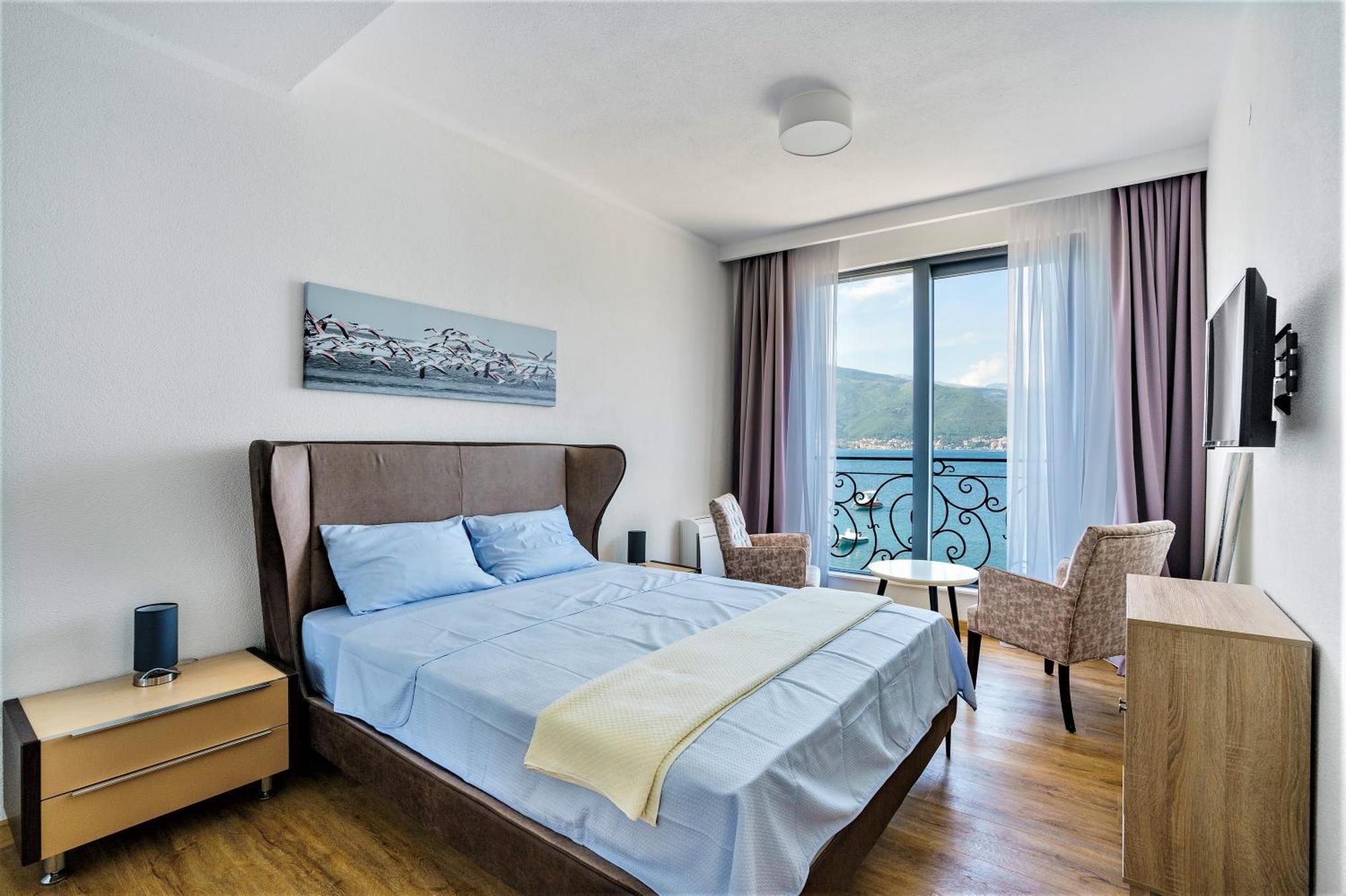 Beachfront Villa Pearl Of Adria Krasici Exterior photo