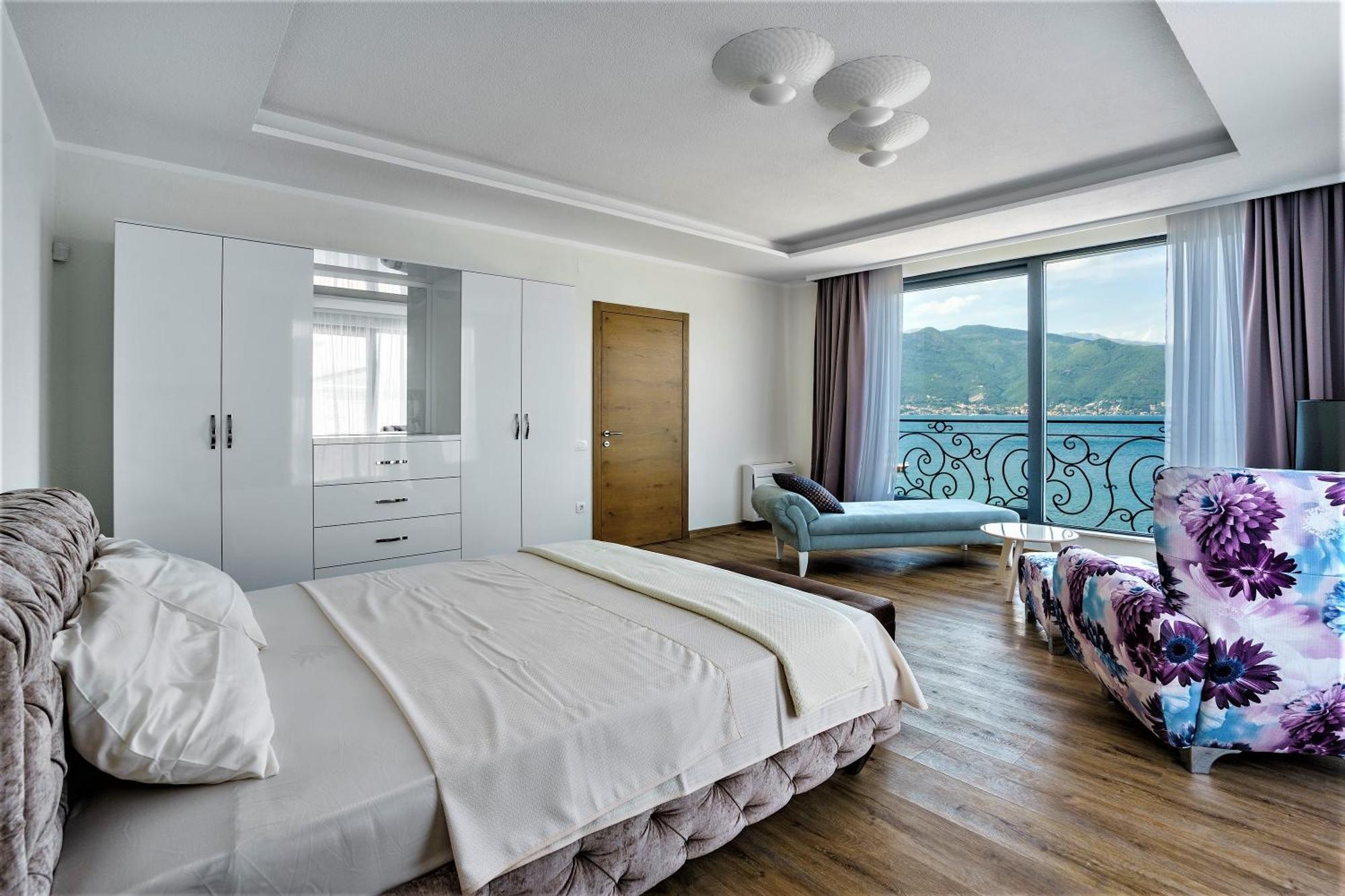 Beachfront Villa Pearl Of Adria Krasici Exterior photo