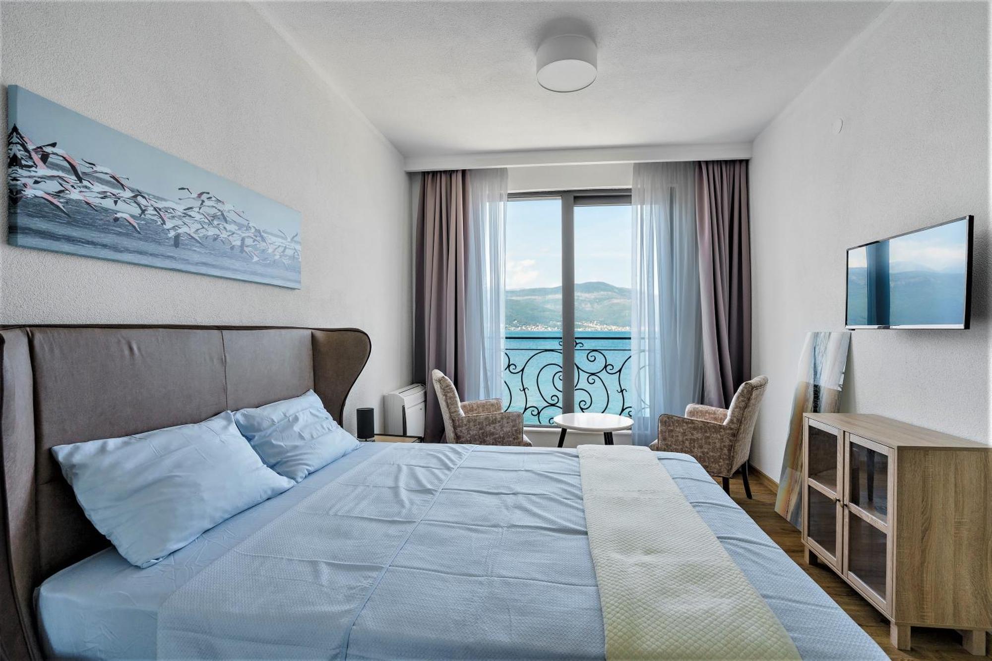 Beachfront Villa Pearl Of Adria Krasici Exterior photo